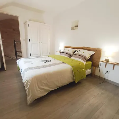 Charming House Between Land & Sea Prázdninový dům *